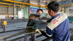 Giá thép Việt Nhật