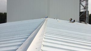 cách lợp mái tôn xốp