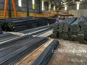 Thép D20 Hòa Phát CB400 3