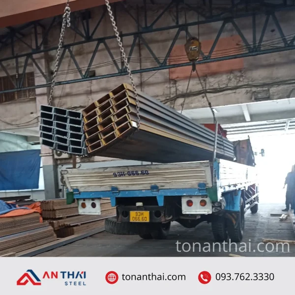 Thép hình U100x45x4.8×5.6x6m hình 3