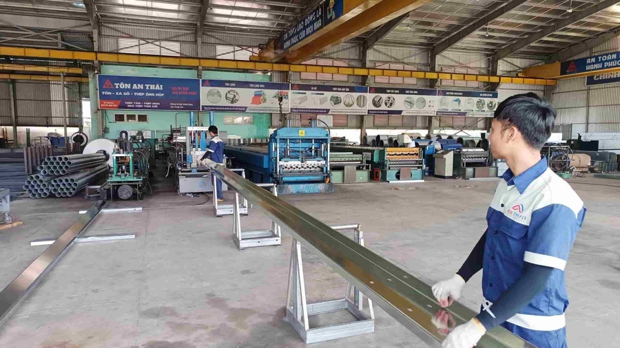 địa chỉ mua tôn hoa sen
