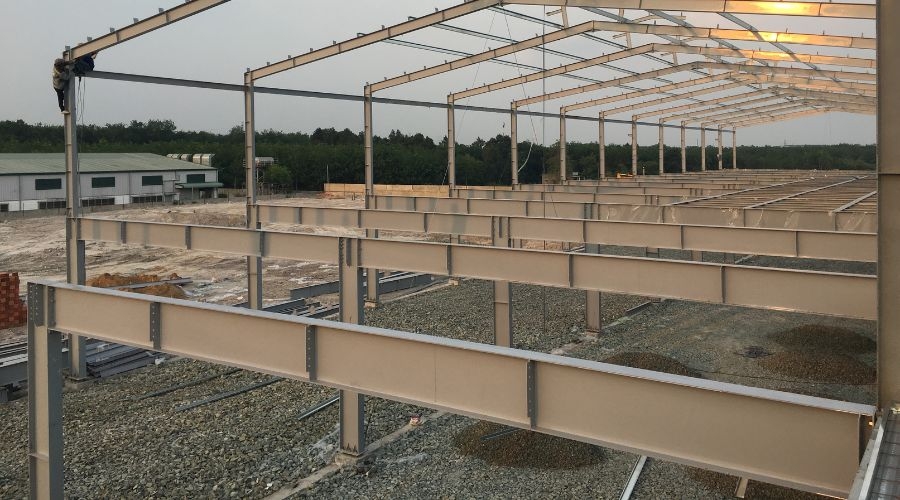 lưu ý thi công tôn sàn deck