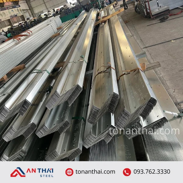 Xà gồ Z hình 1