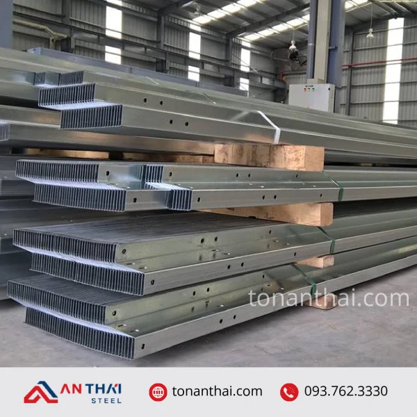 Xà gồ Z hình 2