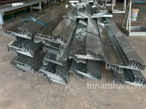 Xà gồ Z hình 3