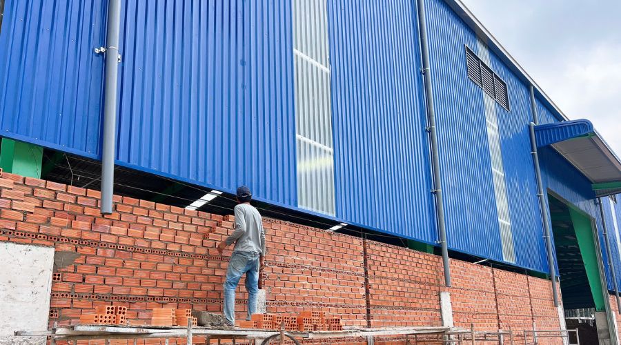 Tấm lợp sử dụng trong lợp nhà xưởng