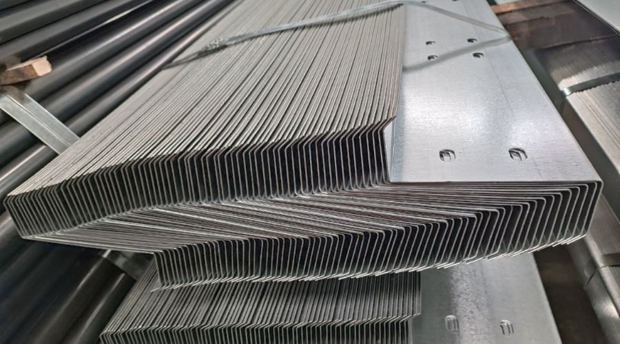 Xà gồ z250x62x68x20x1.8 chống ăn mòn cao